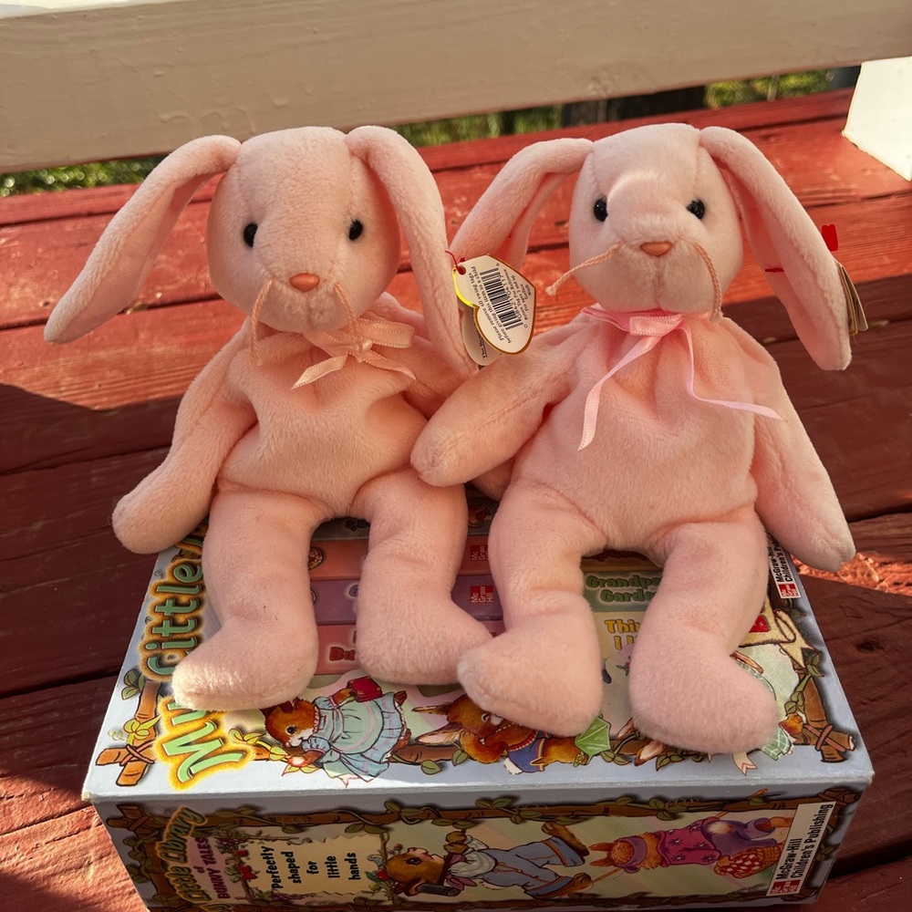 Pair of TY Beanie Babies “Hoppity” Vintage 1996